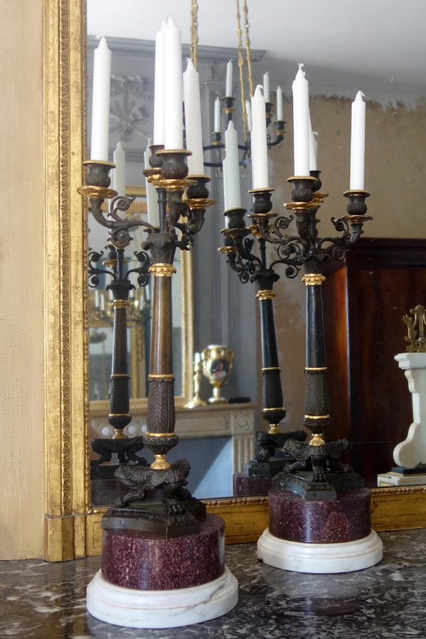 Pair of large porphyry marble bases, Louis XVI style, 20th century Italian production