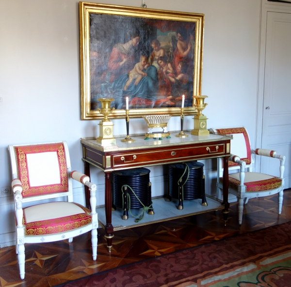 Pair of tall ornamental ormolu vases, mercury gilt, attributed to Thomire