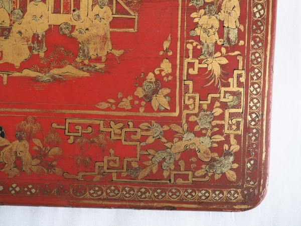 Panneau plateau en laque de Chine rouge et or - XIXe siècle