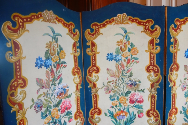 Louis XV style painted canvas screen, Napoleon III production, mid 19th century