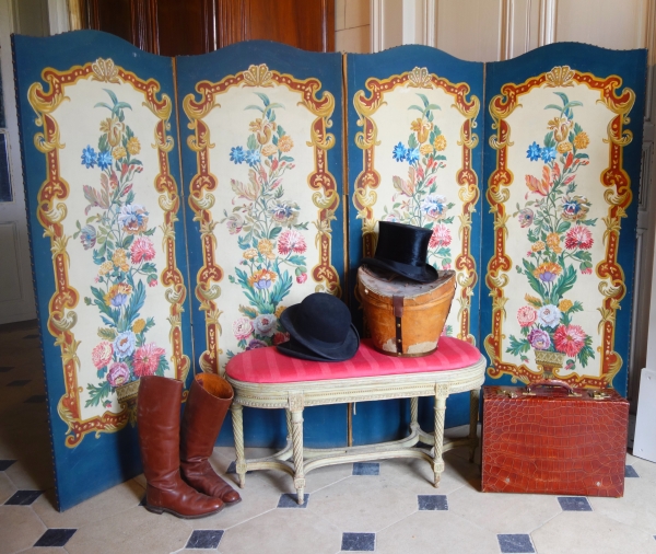 Louis XV style painted canvas screen, Napoleon III production, mid 19th century