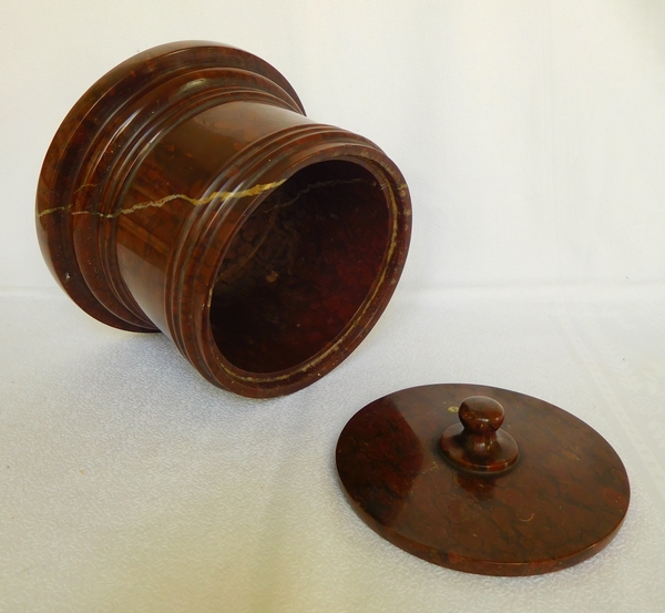 Large tobacco pot, red marble, 18th century