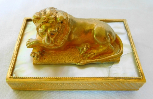 Empire ormolu and mother of pearl lion-shaped paperweight, early 19th century circa 1820