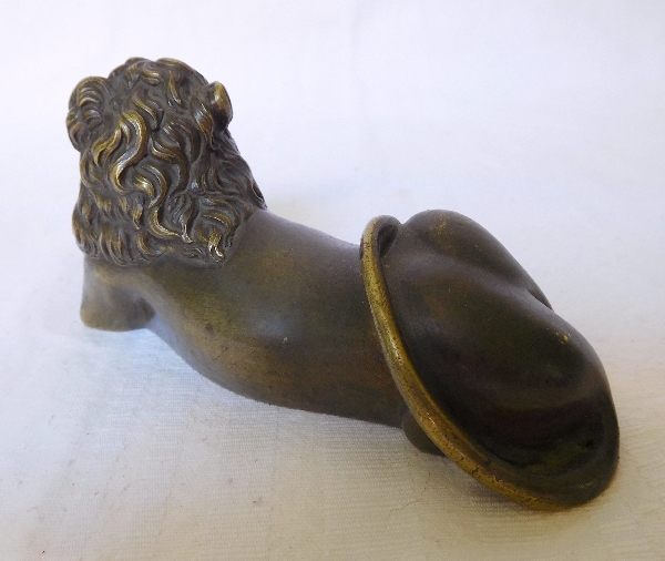 Bronze lion-shaped paperweight, early 19th century