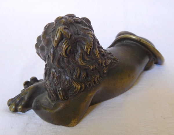 Bronze lion-shaped paperweight, early 19th century