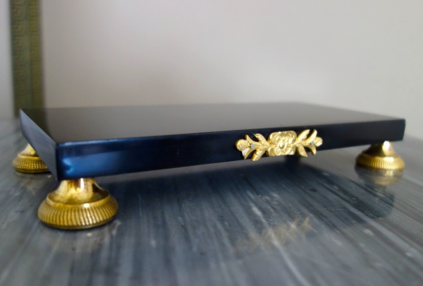 Socle de présentation en marbre et bronze doré au mercure, époque Empire - 21,5 x 9,8cm