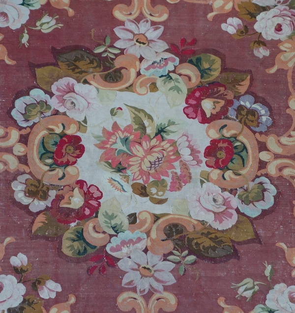 Grand tapis d'Aubusson de style Louis XV de format carré, époque XIXe Napoléon III - 351cm x 335cm