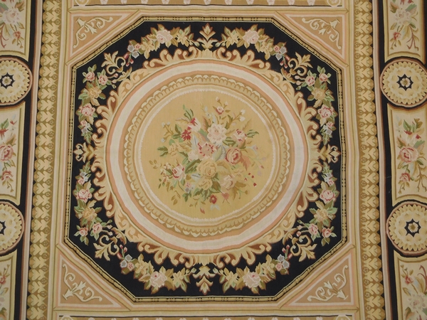 Neo classical style Aubusson carpet, late 19th century - 380cm x 270cm