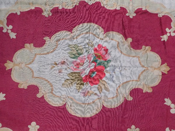 Grand tapis d'Aubusson époque Napoleon III 175cm X 250cm