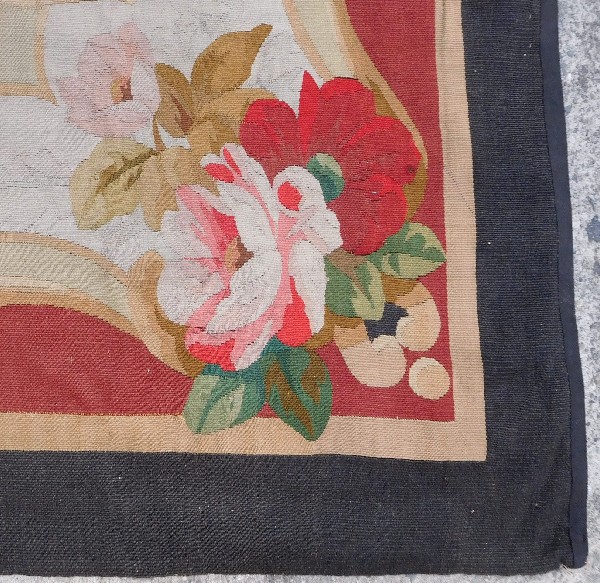 Large antique Aubusson carpet - France circa 1860 - 175cm X 250cm