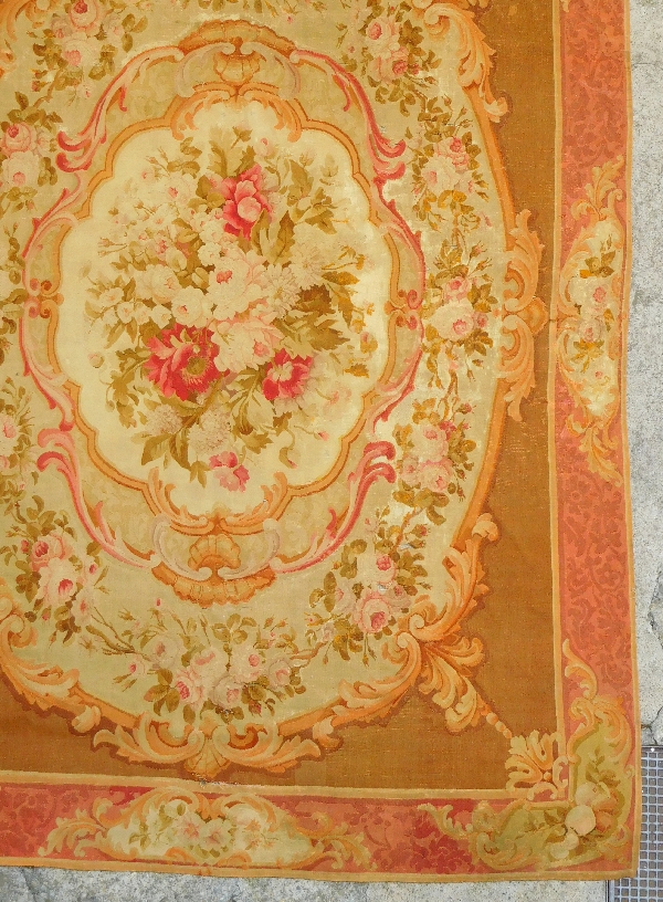 Large Louis XV style Aubusson carpet, 19th century - Napoleon III production - 340cm X 250cm