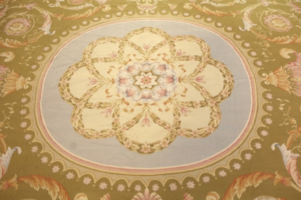 Tapis d'Aubusson de style Empire Restauration, époque XIXe - 372cm x 265cm