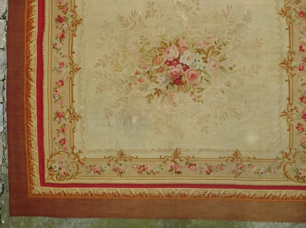 Grand tapis d'Aubusson de style Louis XVI, époque XIXe Napoléon III - 415cm x 344cm