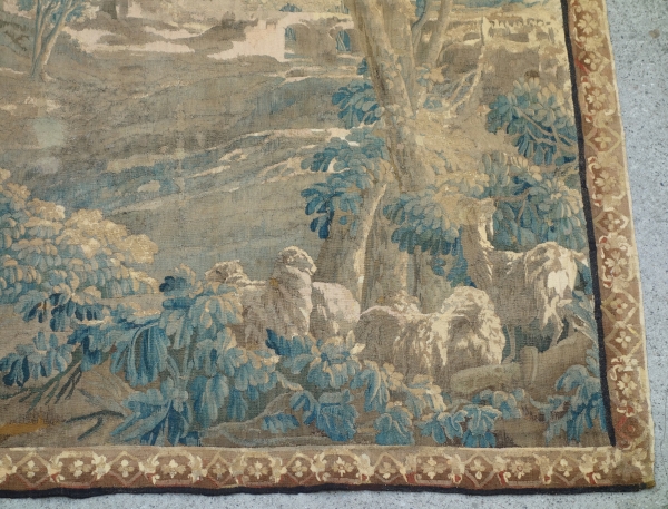 Tapisserie d'Aubusson polychrome d'époque Louis XV - XVIIIe siècle : scène pastorale - 257cm x 172cm