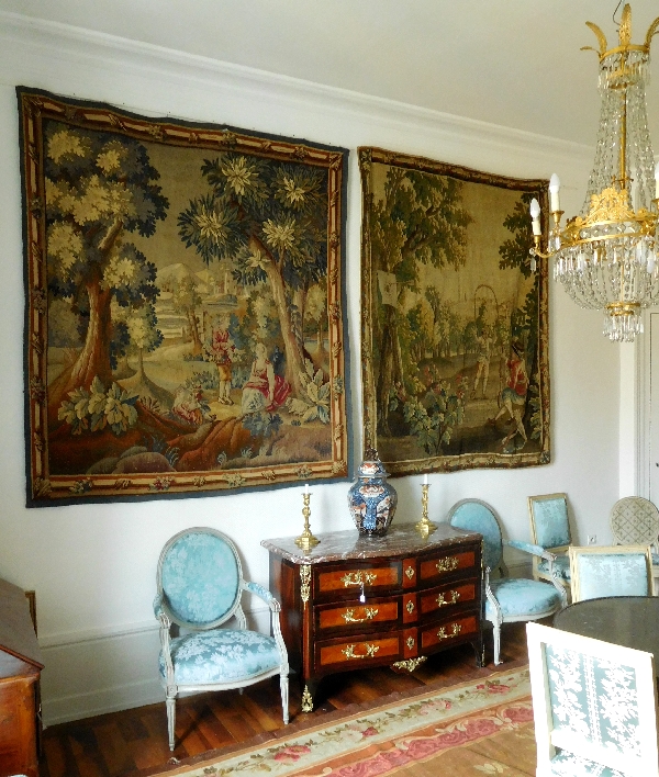 Tapisserie d'Aubusson polychrome, laine et soie, scène galante, époque Louis XVI - 190cm x 208cm