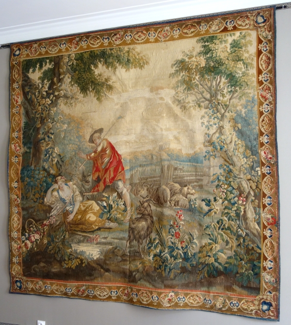 Polychromatic Aubusson tapestry, mid 18th century - 248cm x 256cm