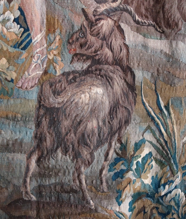 Polychromatic Aubusson tapestry, mid 18th century - 248cm x 256cm