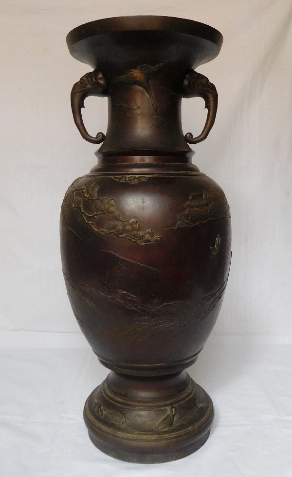 Grand vase en bronze, Japon, époque Meiji - fin XIXe siècle - 62cm