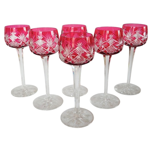 6 verres à vin du Rhin en cristal de Baccarat, modèle Hyères, cristal overlay rose