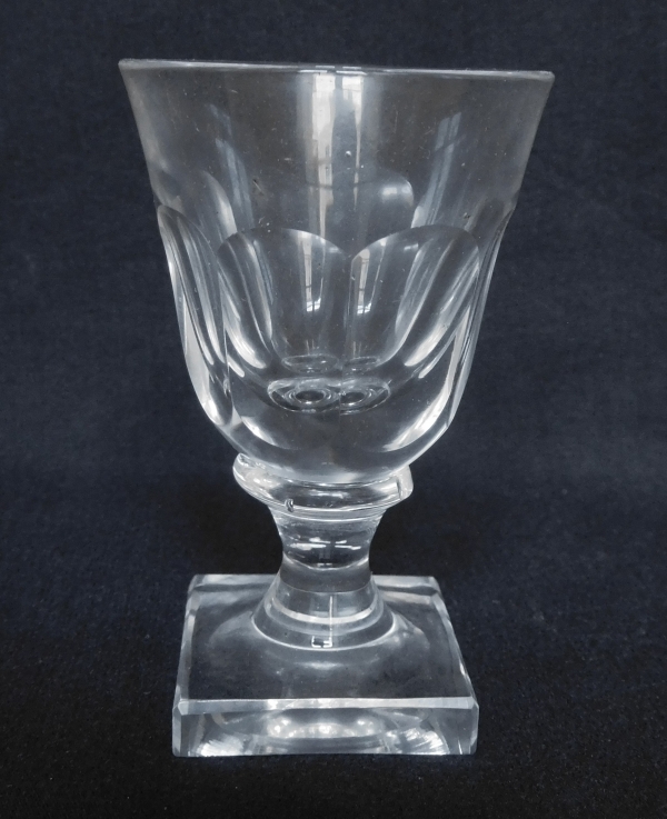 6 verres à liqueur en cristal de Baccarat / du Creusot d'époque milieu XIX siècle vers 1840