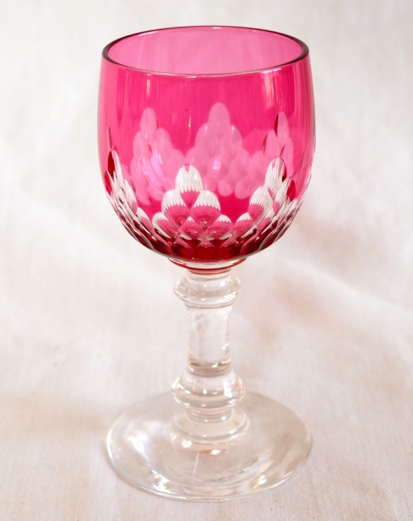 6 Baccarat crystal port glasses, Champigny pattern (Richelieu pattern), pink overlay crystal