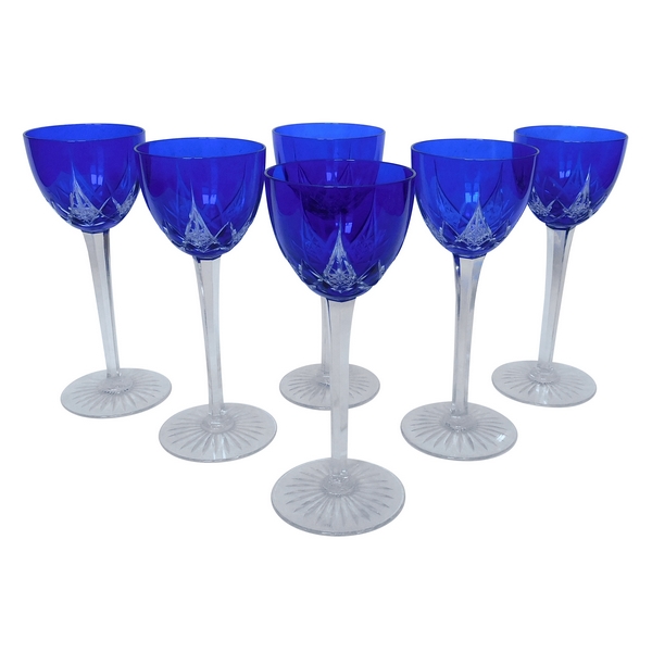 Série de 6 verres à vin du Rhin en cristal de Baccarat, modèle Epron, overlay bleu cobalt