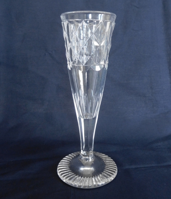 Set of 8 cut crystal champagne flutes, Le Creusot - early 19th century production