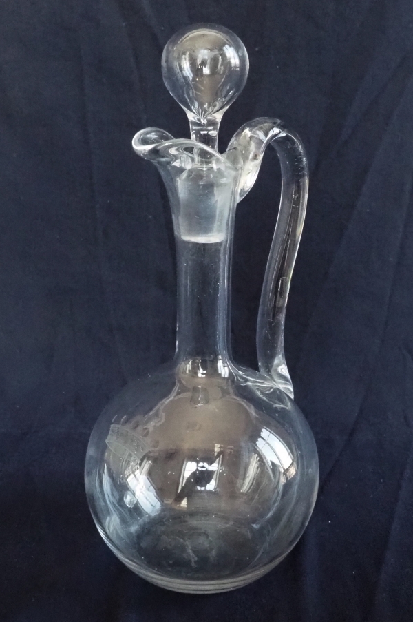 Carafe à vin / aiguière en cristal de Baccarat - couronne de Baron - 27,5cm
