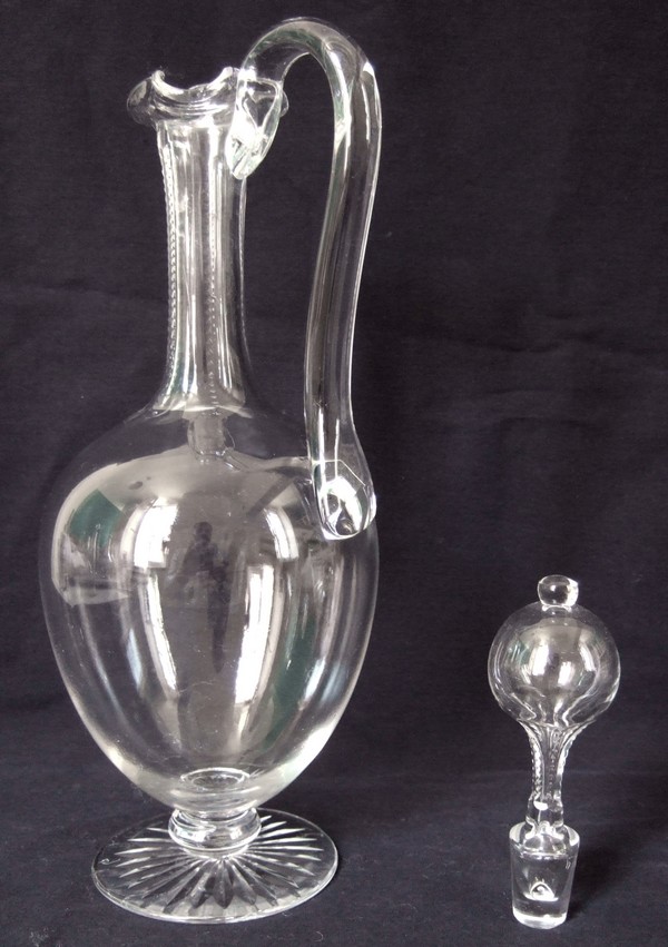 Baccarat crystal wine decanter, rare and elegant ewer shape