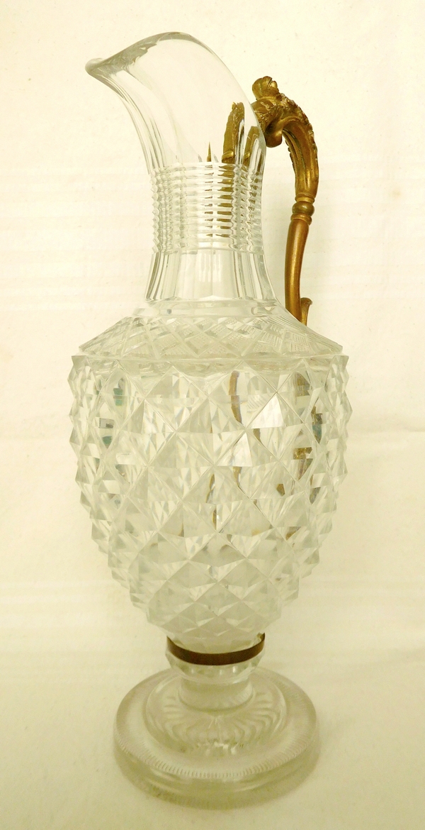 Aiguière / carafe en cristal taillé d'époque Restauration Charles X - Le Creusot ou Baccarat