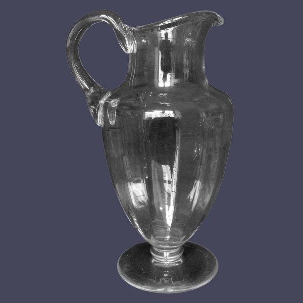 Carafe à eau / pichet / broc en cristal de Baccarat, modèle Montaigne