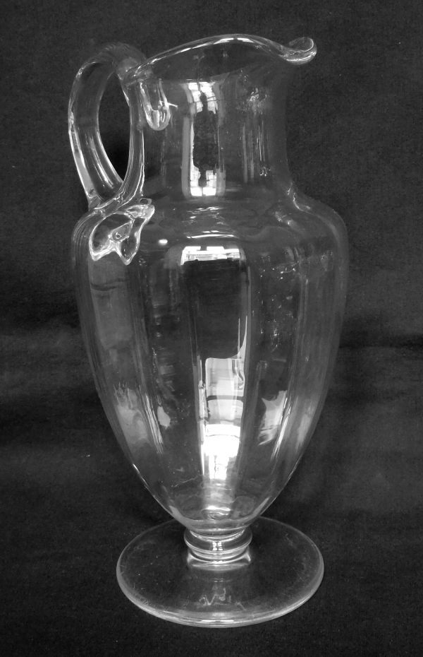 Carafe à eau / pichet / broc en cristal de Baccarat, modèle Montaigne