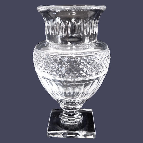 Vase Medicis en cristal de Baccarat, reproduction Musée de Baccarat - signé