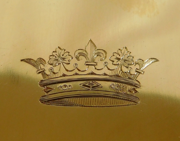 Boîte en cristal de Baccarat, couvercle en vermeil, couronne de Prince du Sang de France