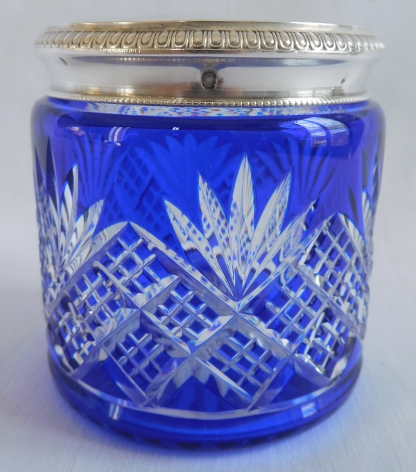 Boîte en cristal de Baccarat et argent massif, modèle Douai overlay bleu, poinçon Minerve