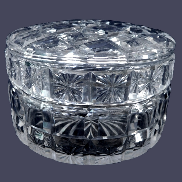 Grande boîte à poudre en cristal de Baccarat taillé diamants biseautés et étoiles
