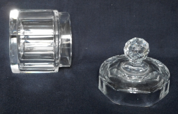 Baccarat crystal powder box, Malmaison pattern - 13cm - signed