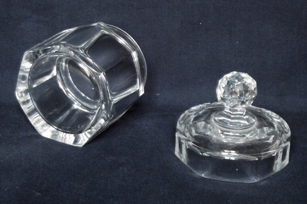 Baccarat crystal powder box, Malmaison pattern - 13cm - signed