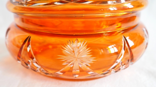 Bonbonnière en cristal de Baccarat taillé overlay orange - étiquette papier