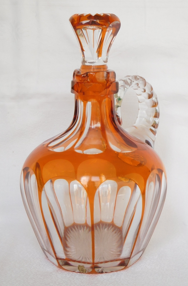 Carafe à whisky en cristal de Saint Louis taillé overlay orange, étiquette papier