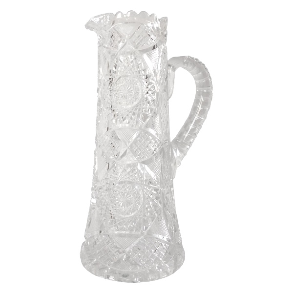 Canette, broc, carafe en cristal de Baccarat richement taillé vers 1900