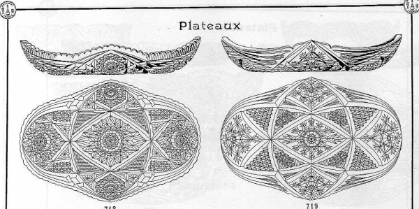 Canette, broc, carafe en cristal de Baccarat richement taillé vers 1900