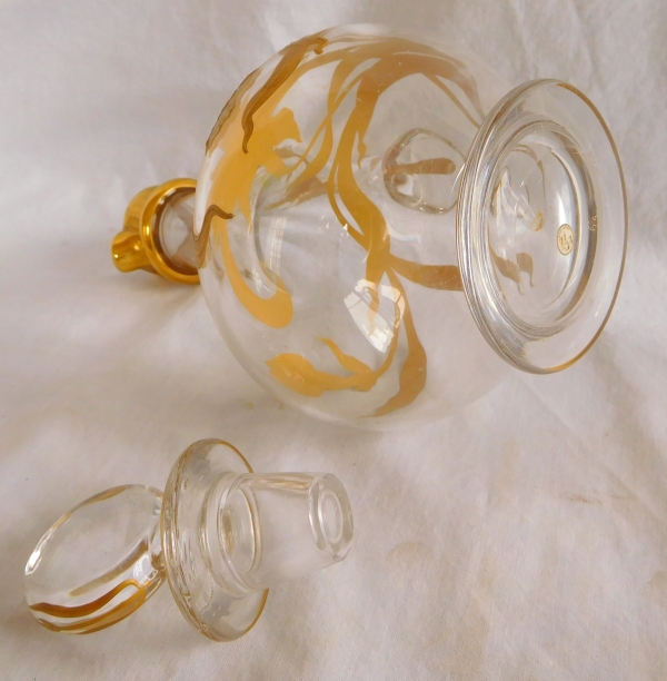 Carafe aiguière en cristal de Baccarat doré d'époque Art Nouveau - étiquette papier