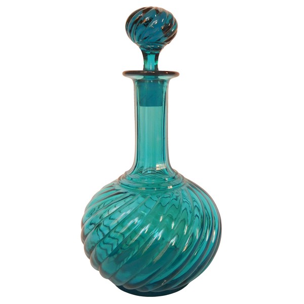 Carafe en cristal de Baccarat, modèle Bambou, rare version bleu turquoise - vers 1880