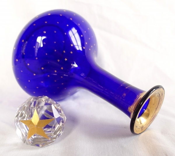 Baccarat crystal cobalt blue bottle enhanced with fine gold gilt stars - 19th century