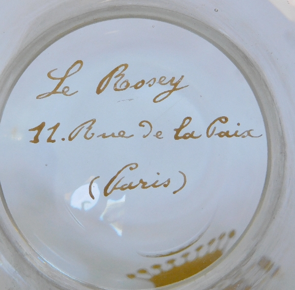 Carafe en cristal de Baccarat, couronne de comte gravée et dorée à l'or fin