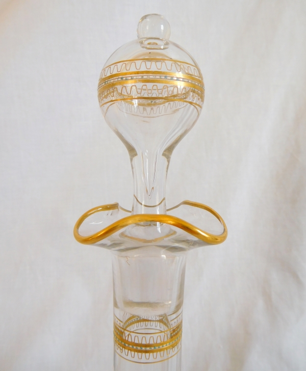 Carafe à vin orientaliste en cristal de Baccarat doré et émaillé - fin XIXe siècle