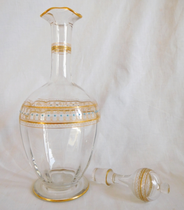 Carafe à vin orientaliste en cristal de Baccarat doré et émaillé - fin XIXe siècle