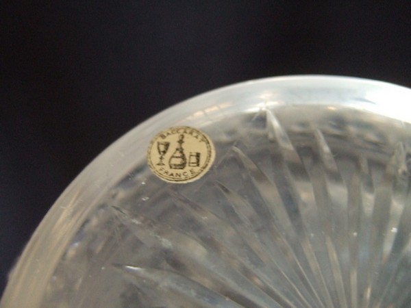 Baccarat crystal decanter, original sticker