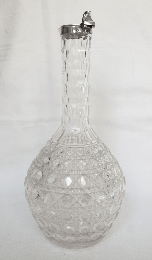 Carafe en cristal de Baccarat, modèle Pontarlier (Diamants Pierreries), monture en argent massif